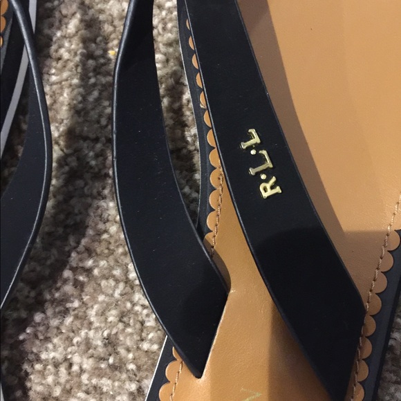 Slippers - Picture 4 of 6